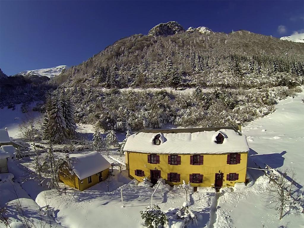 Gite Auberge Les Cascades La Mongie Bagian luar foto
