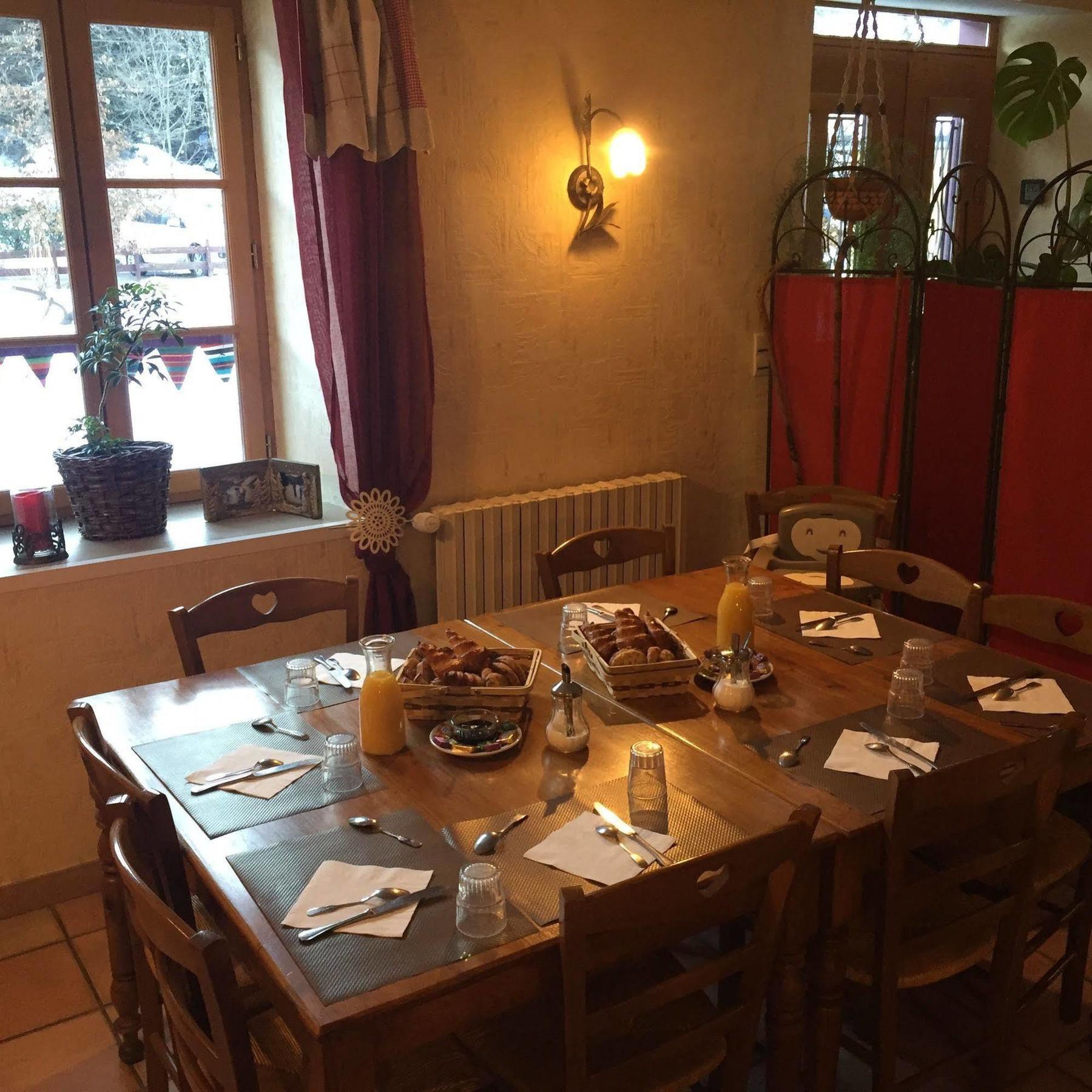 Gite Auberge Les Cascades La Mongie Bagian luar foto